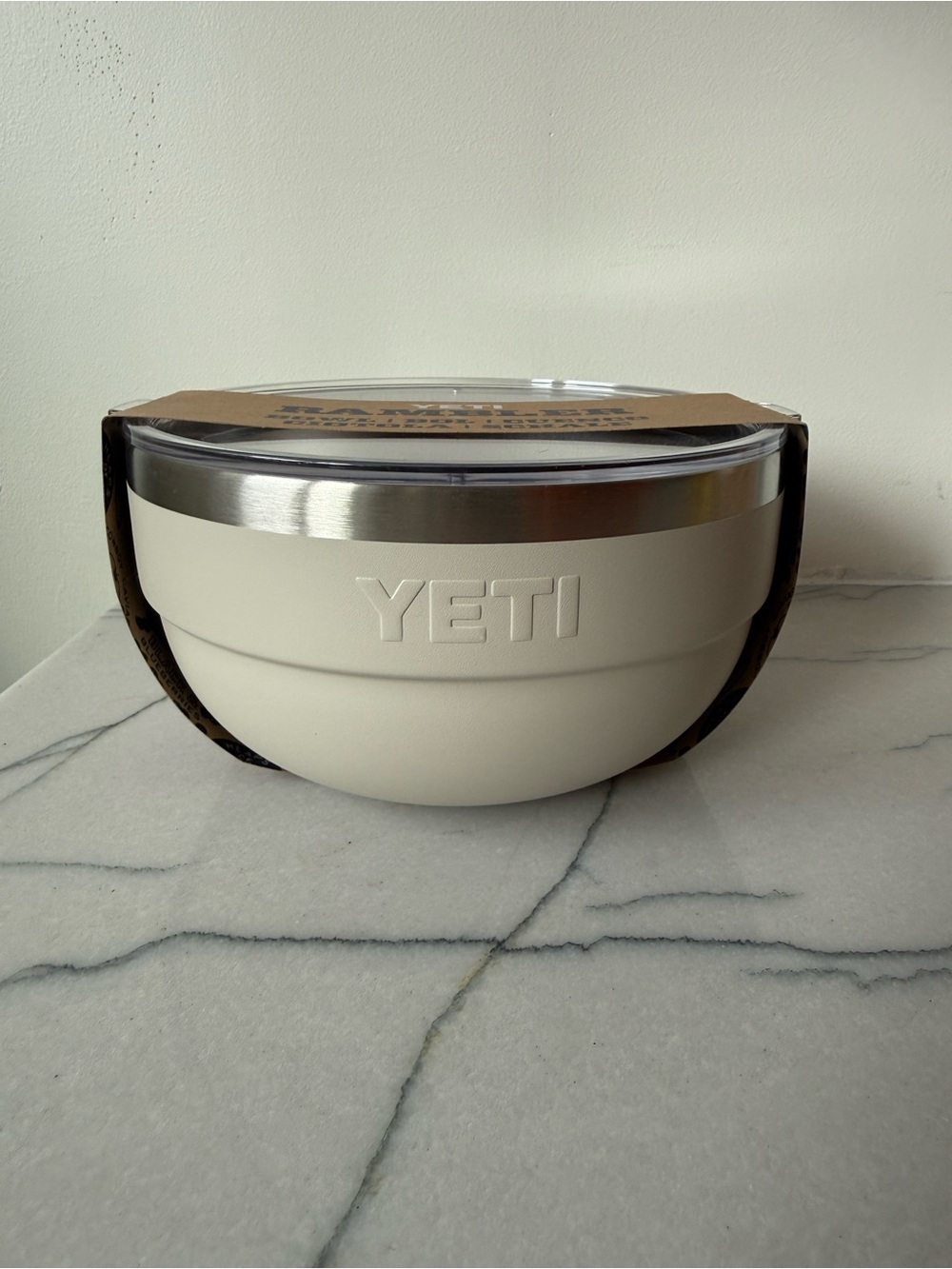 Yeti Cream Insulated Serving Bowl with Clear Lid